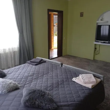 Садиба Федорчуків Гірська Хатина 1 Sheshory Exterior photo